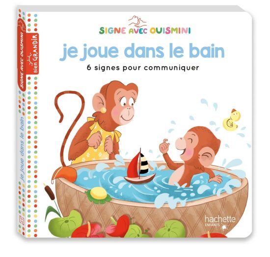 je joue dans le bain