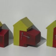 Miniature de maison à tiroir